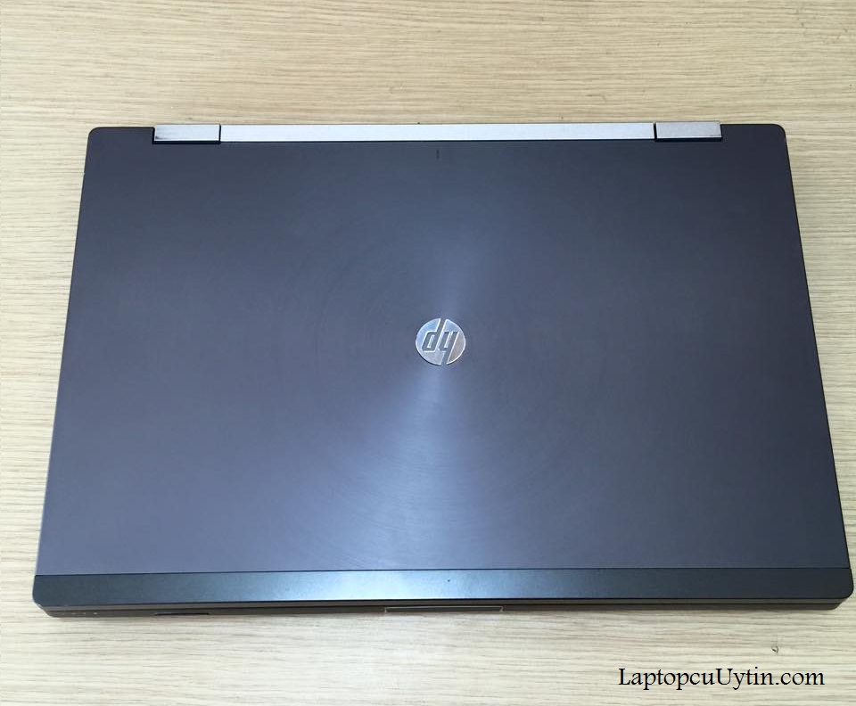 Laptop cũ HP Elitebook 8560W (Core i5-2540M, RAM 4GB, HDD 320GB, Quadro 1000M, 15.6FHD)